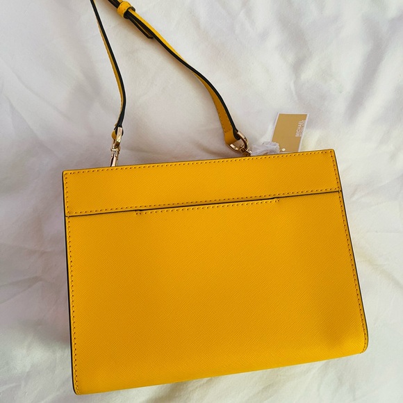 Michael Kors Hailee Crossbody Purse - Picture 3 of 3